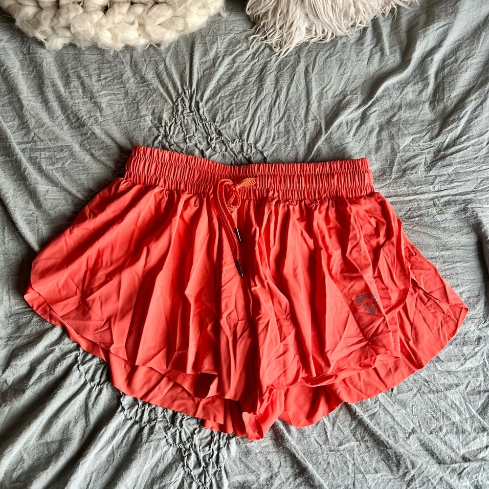 Active Flowy Shorts